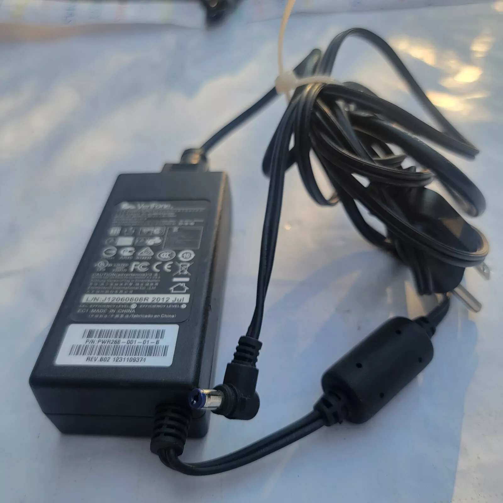 *Brand NEW*Verifone Au-79A0n I.T.E Charger 12V 2A AC Adapter Power Supply